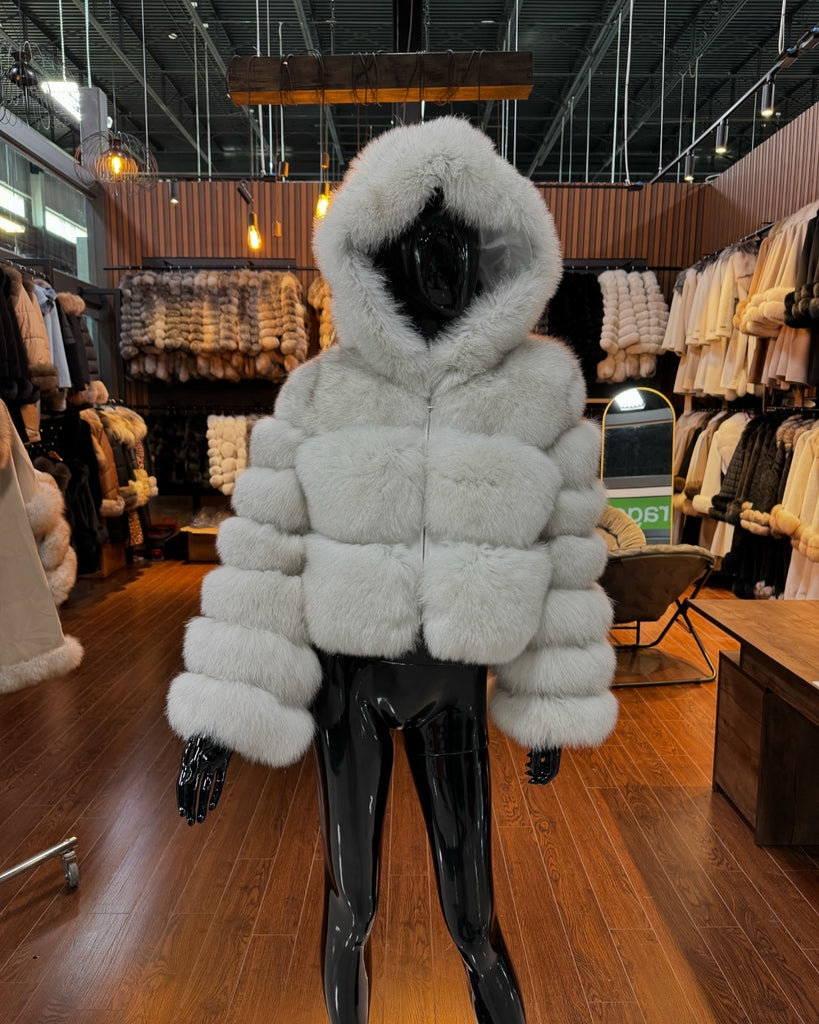 WHITE FOX FUR JACKET WITH HOODON